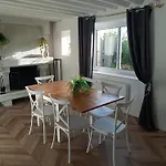 La Maison De Juliette Maison Entiere Avec Garage Et Terrain
