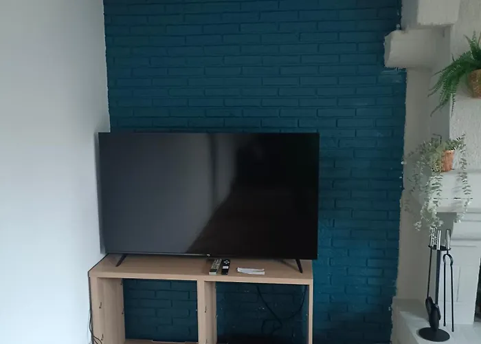 La Maison De Juliette Maison Entiere Avec Garage Et Terrain